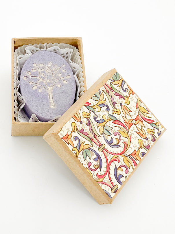 Ovale Seife in der Box Lavendel - Felslindenhof Naturprodukte